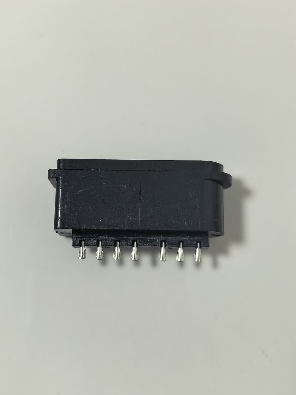 Zwarte vrouwelijke stekkerconn - Shelly Plug recensie en prijs