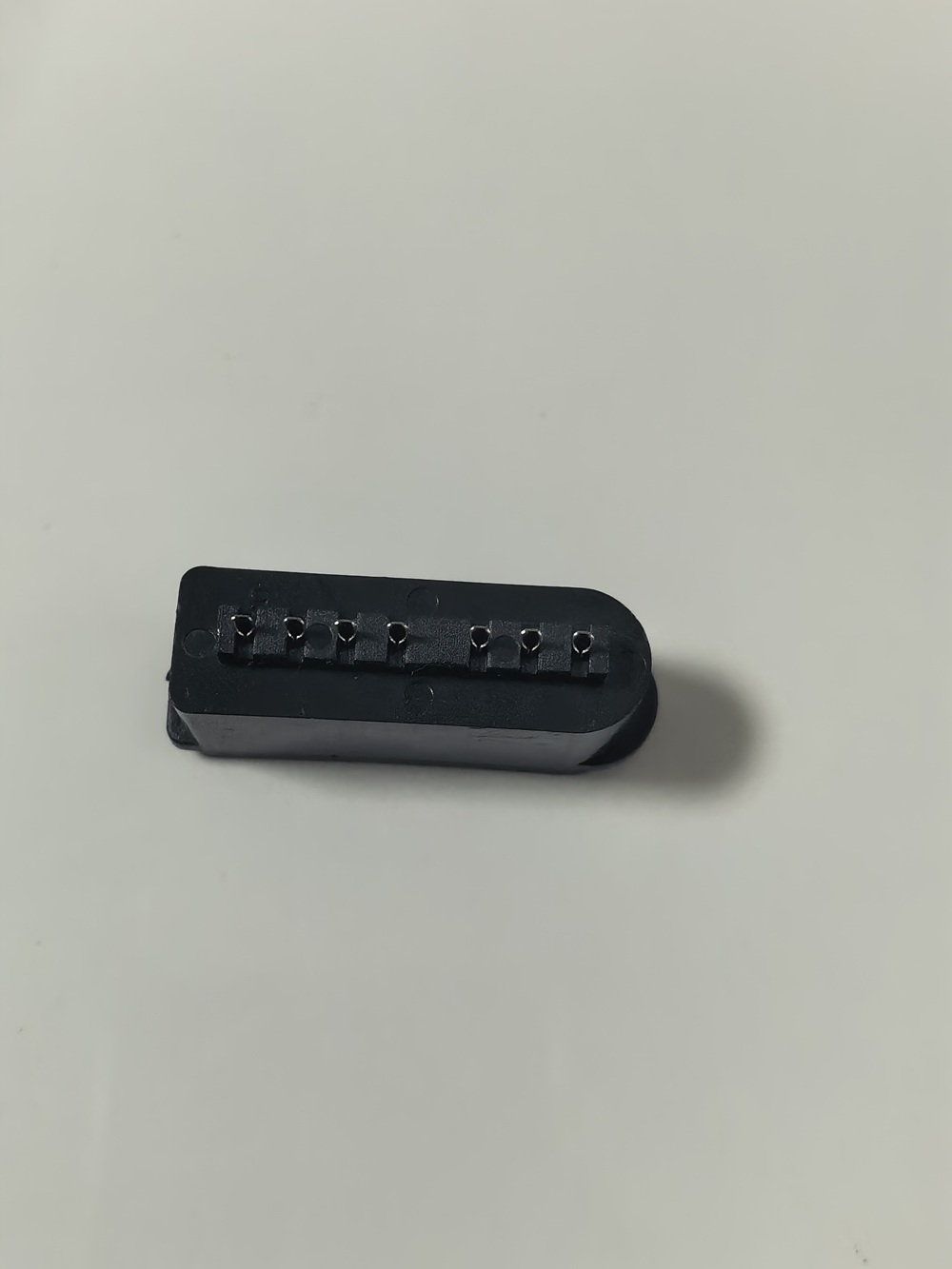 Zwarte vrouwelijke stekkerconn - Shelly Plug recensie en prijs